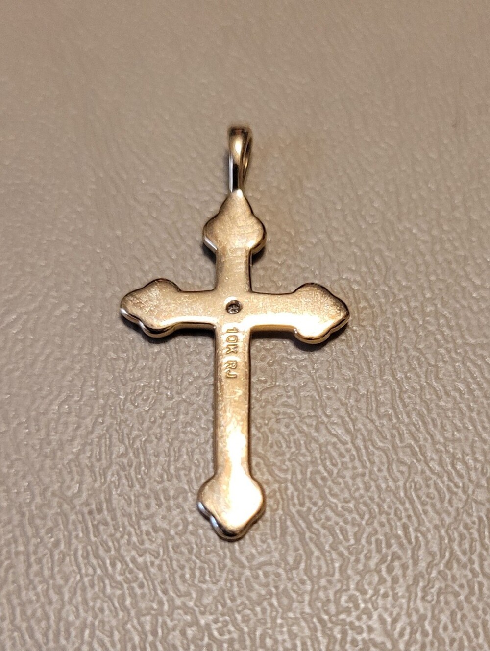 10kt Solid Gold Cross Pendant - Classic Women's Religious Jewelry. - Picture 2 of 3